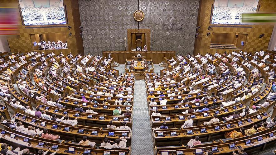 Election Commission has announced the dates of Lok Sabha elections. Elections are to be held in Madhya Pradesh in a total of four phases. Let us know when the elections will be held on the Lok Sabha seats of all these districts including Indore Lok Sabha.