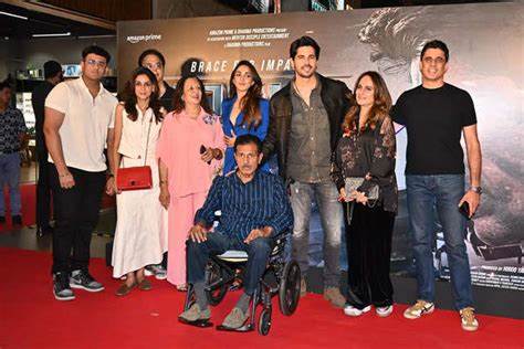 Sidharth Malhotra with his Family